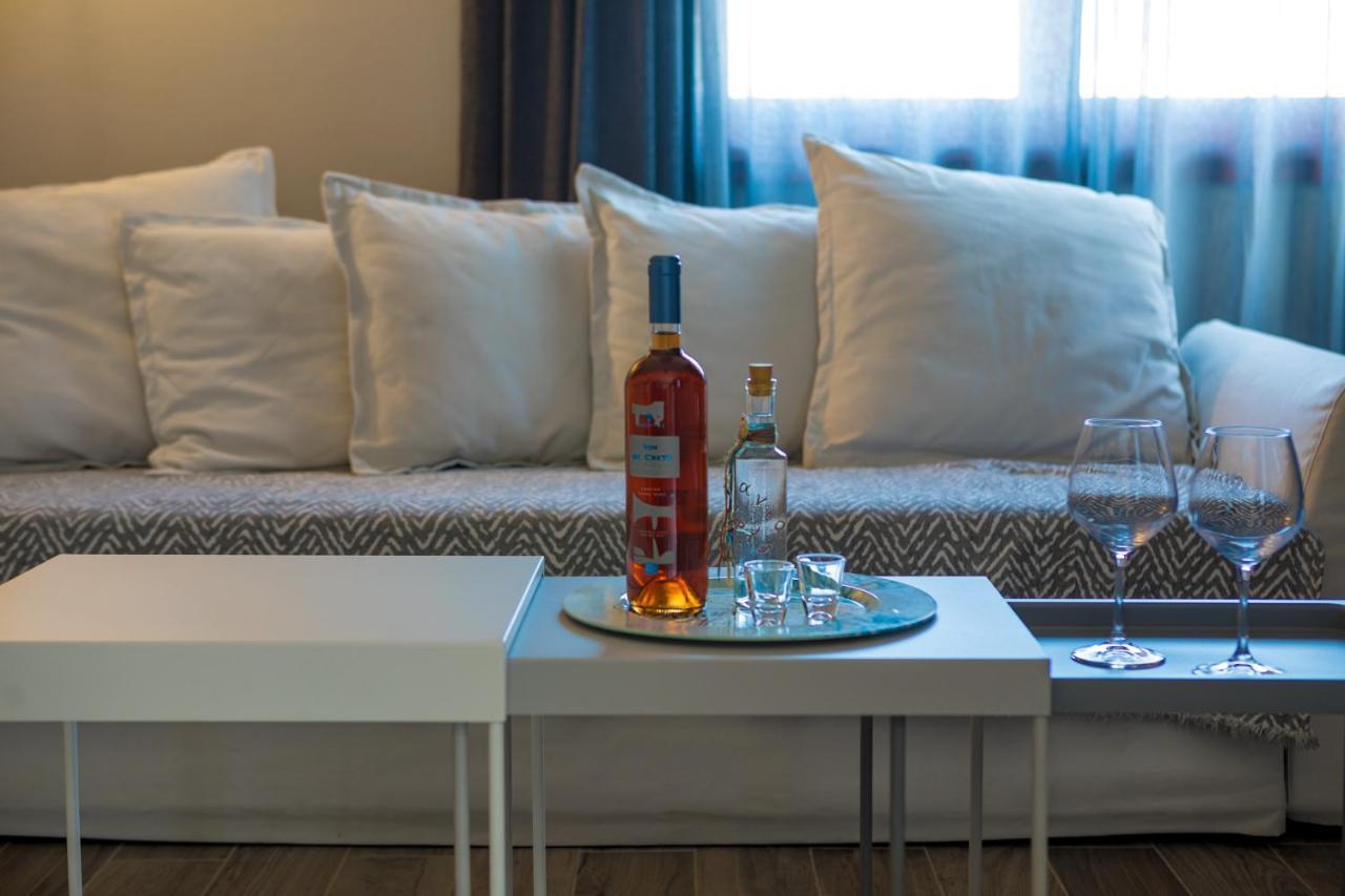 Avra Apartments Kalyves Esterno foto